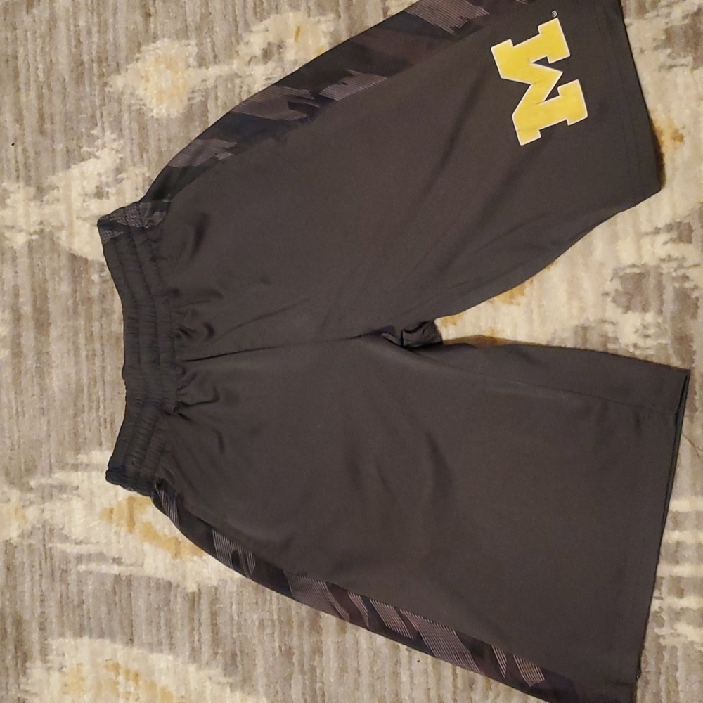 Boys size 10 Michigan University shorts
